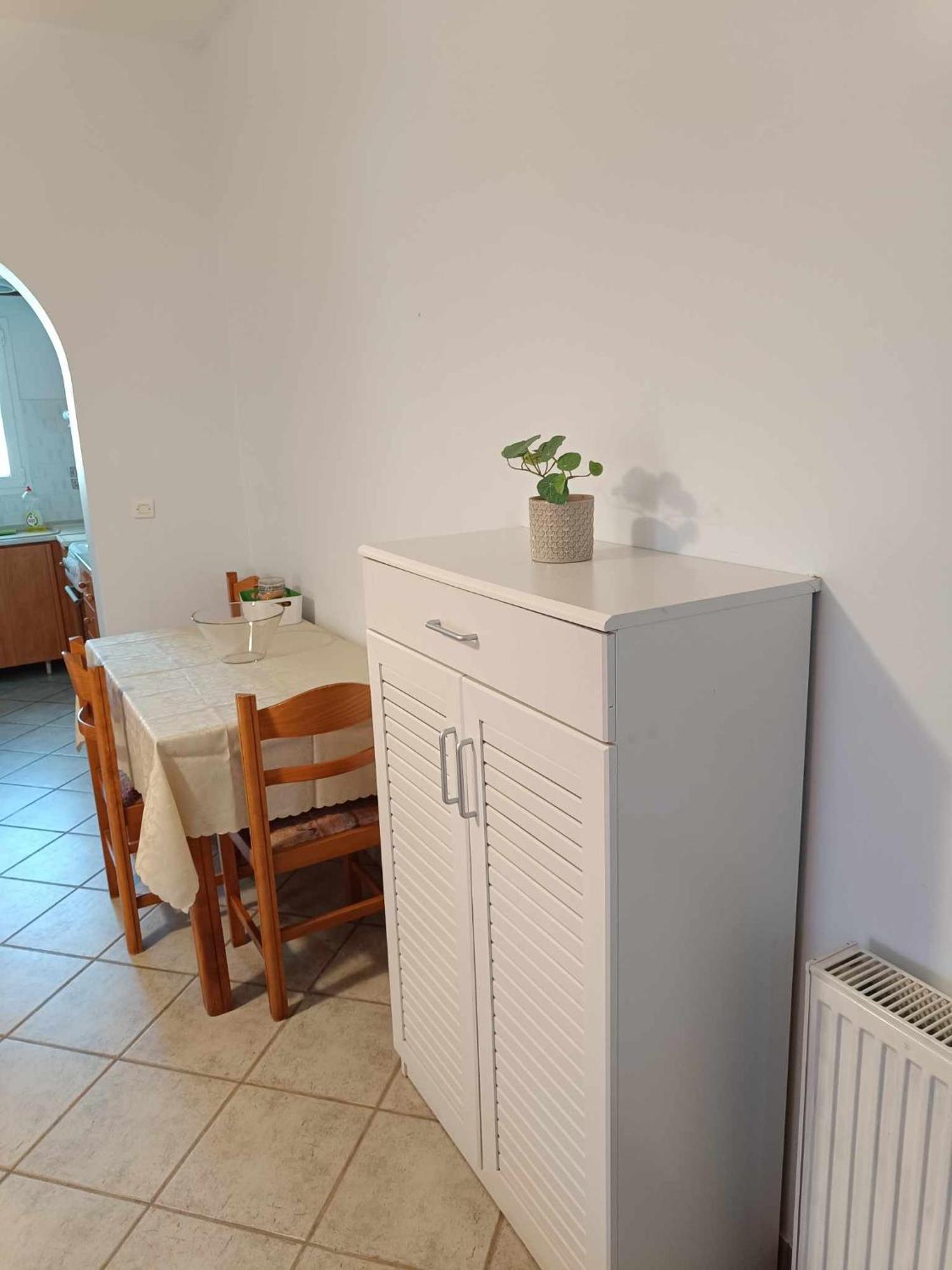 Athina Rooms Karvounades Eksteriør billede